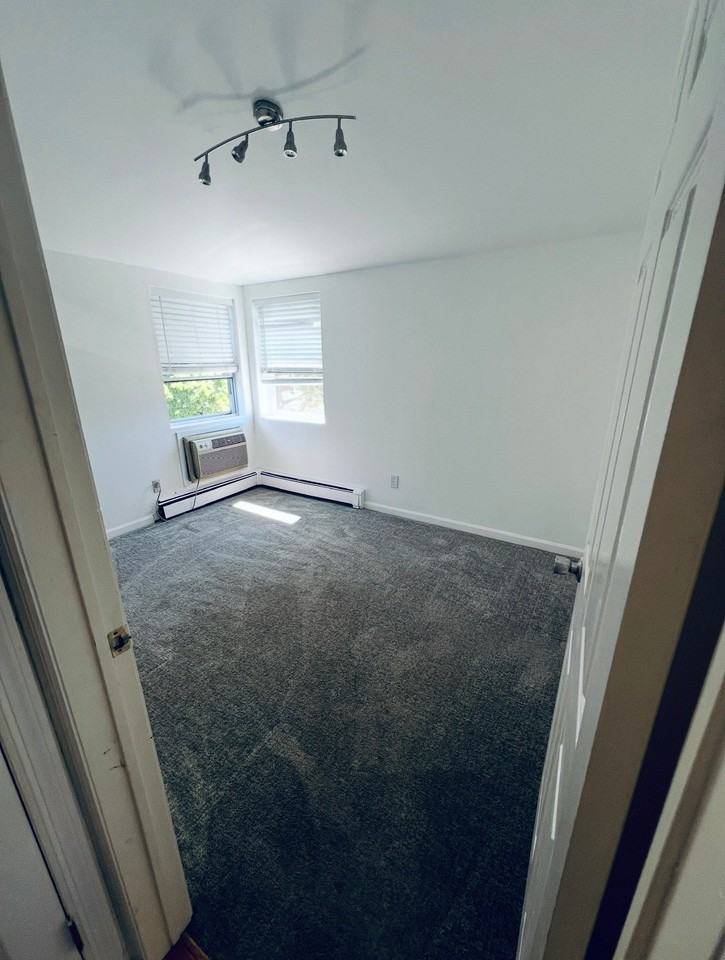 10003 157th Ave #2ndFL - Photo 5 of 7