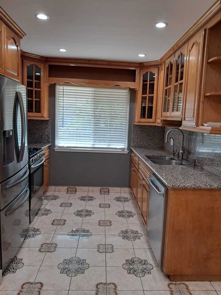 2211 Bowers Ave - Photo 5 of 17