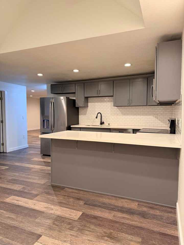504 S 59th St - Photo 5 of 16