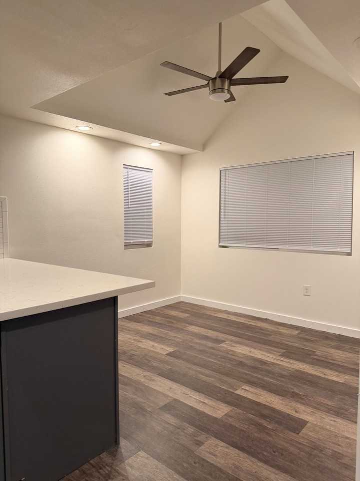504 S 59th St - Photo 6 of 16