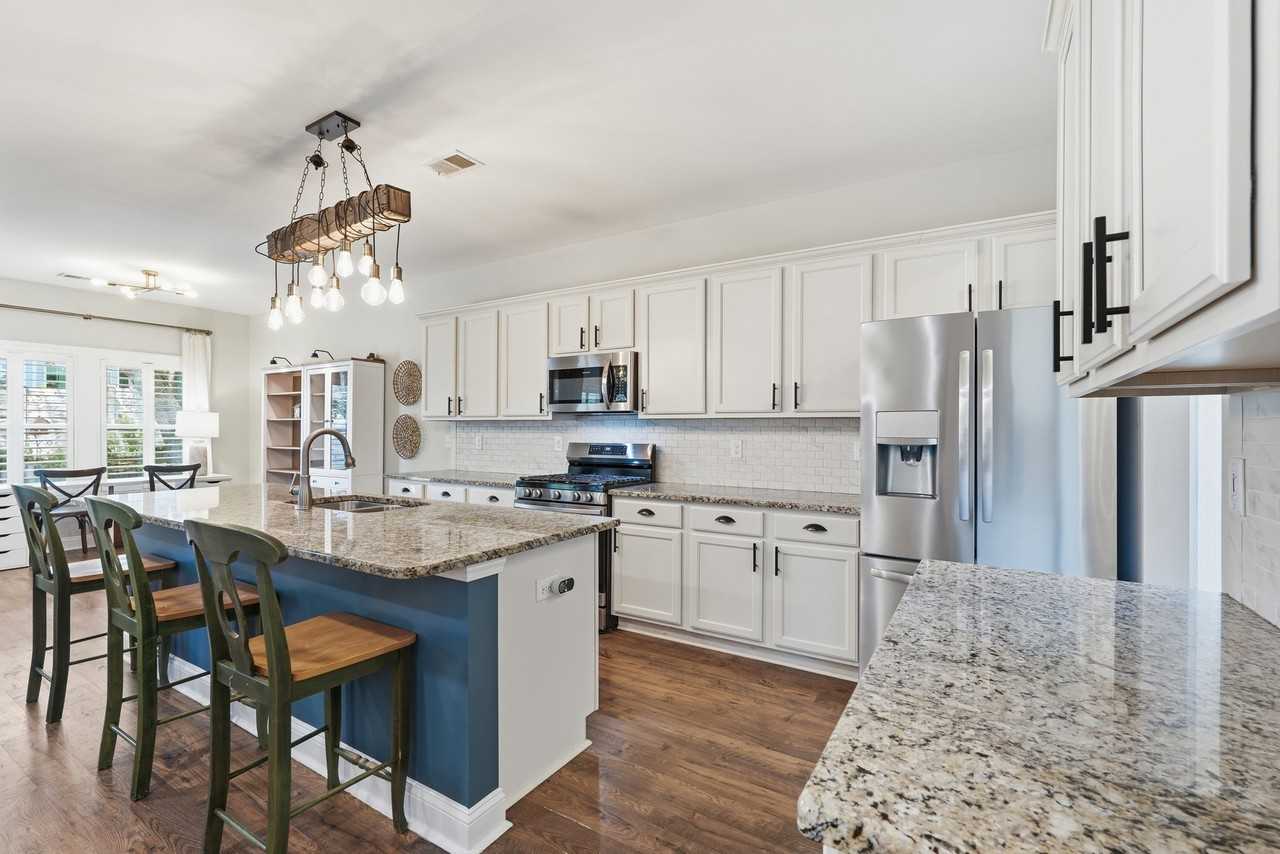 3023 Honey Clover Ct - Photo 3 of 19