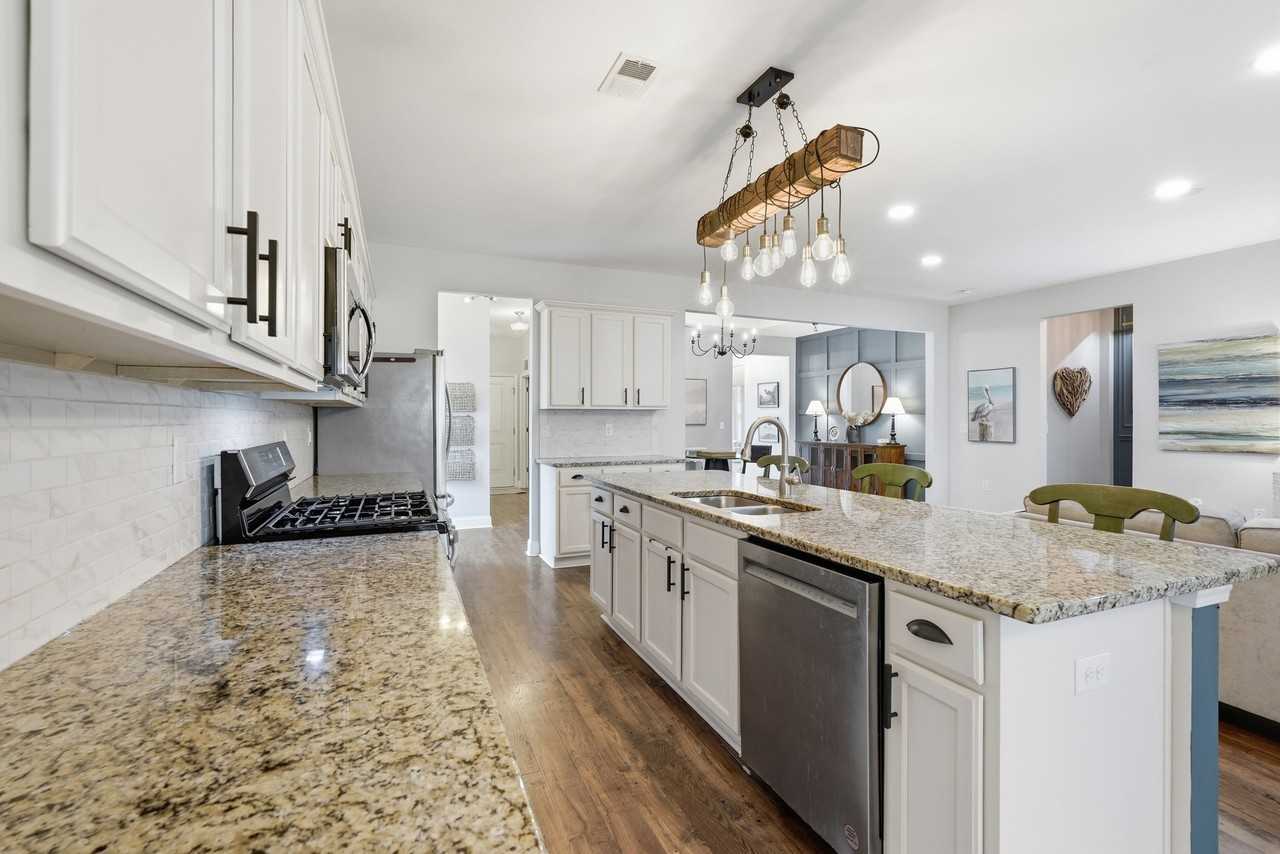 3023 Honey Clover Ct - Photo 5 of 19