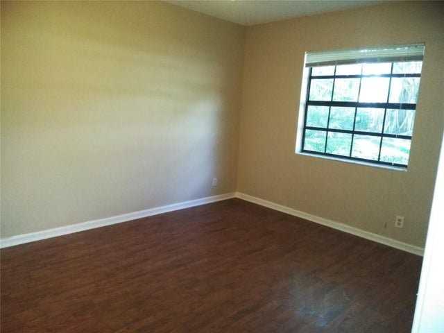 301 Norwood Ter Apt N129 - Photo 6 of 7