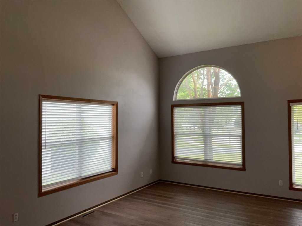 6549 Samantha Ln - Photo 5 of 13