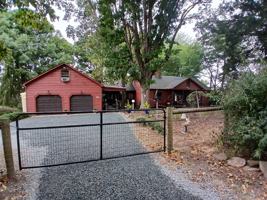 featured image of 2174 Grubby Rd