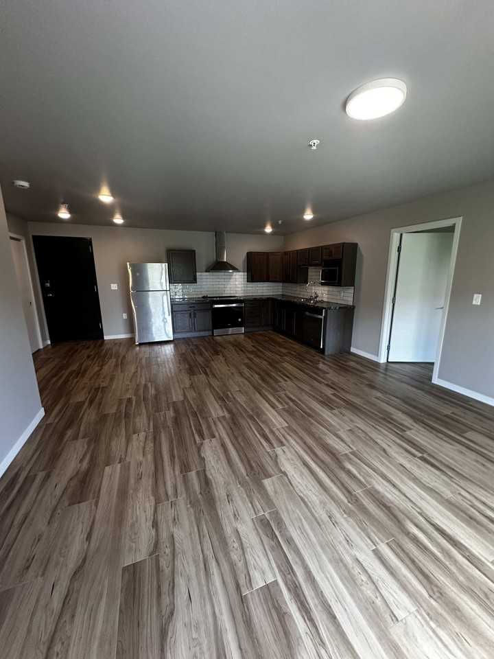 5652 36th Ave S #402 - Photo 5 of 19