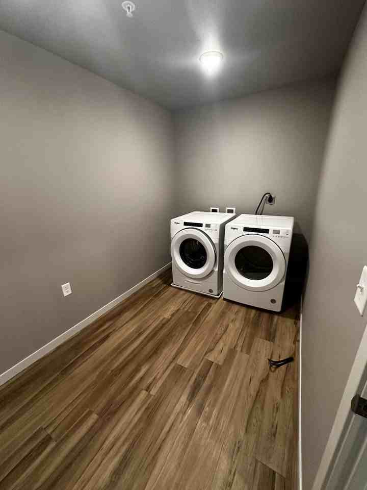 5652 36th Ave S #402 - Photo 7 of 19