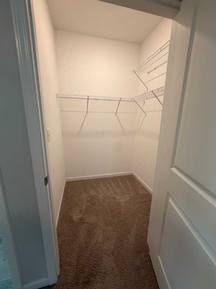 2108 Franks Ct - Photo 4 of 5