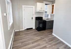 featured image of 139 3rd St #4