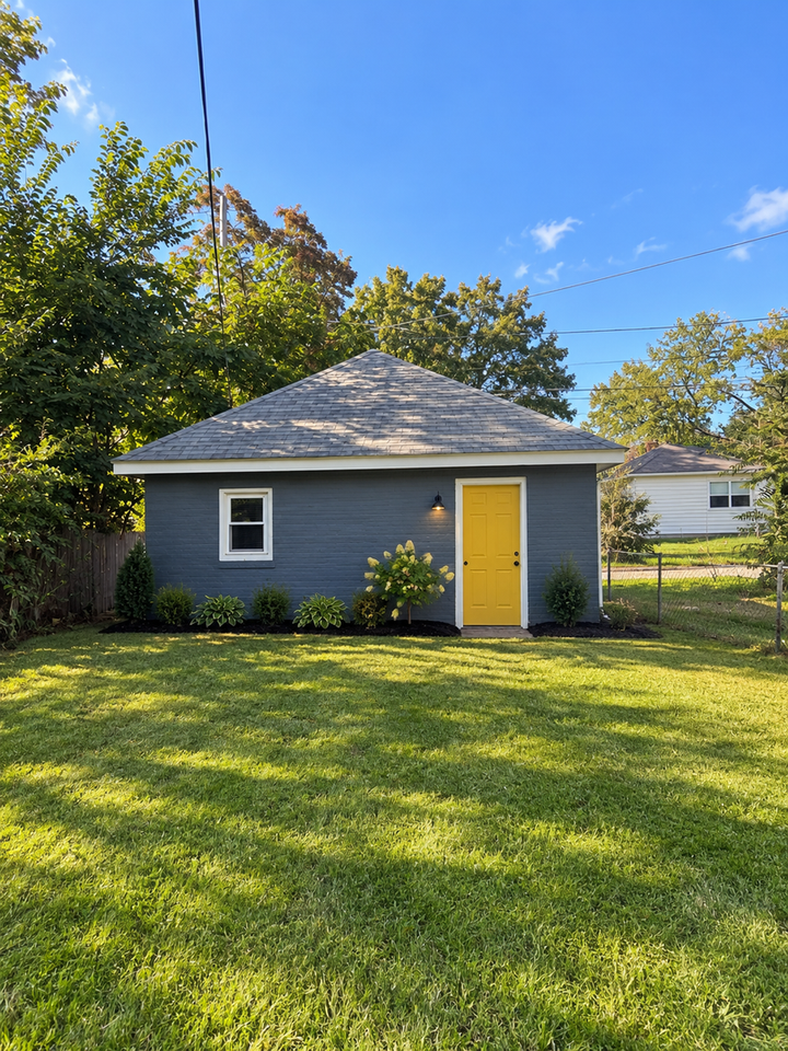 2205 Lincoln Way W - Photo 3 of 20