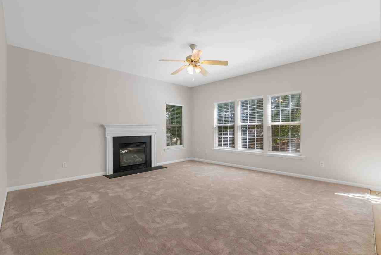524 S Orchard Farms Ave - Photo 2 of 14