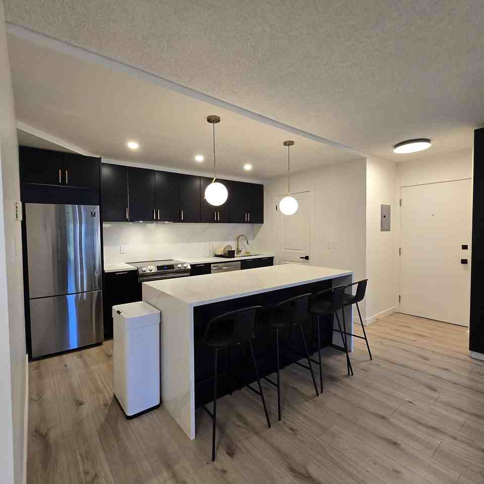 1331 - 1331 15 Ave Sw