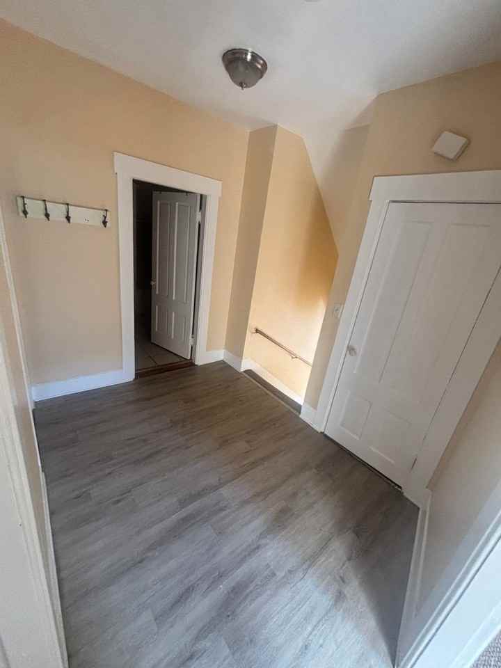 97 Townsend St - Photo 5 of 11