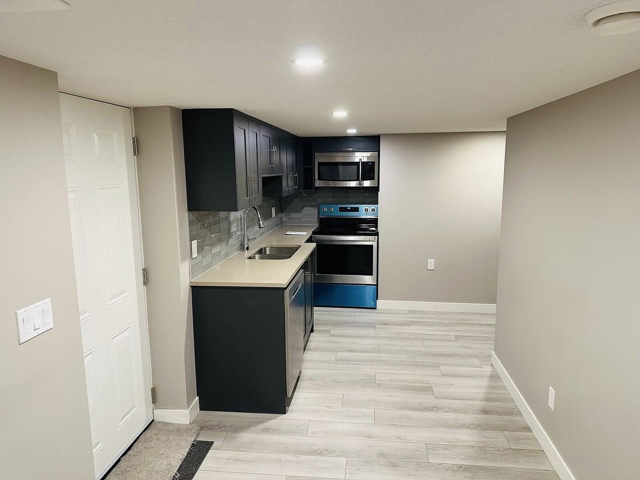71 Evansfield Rise Nw - Photo 5 of 8
