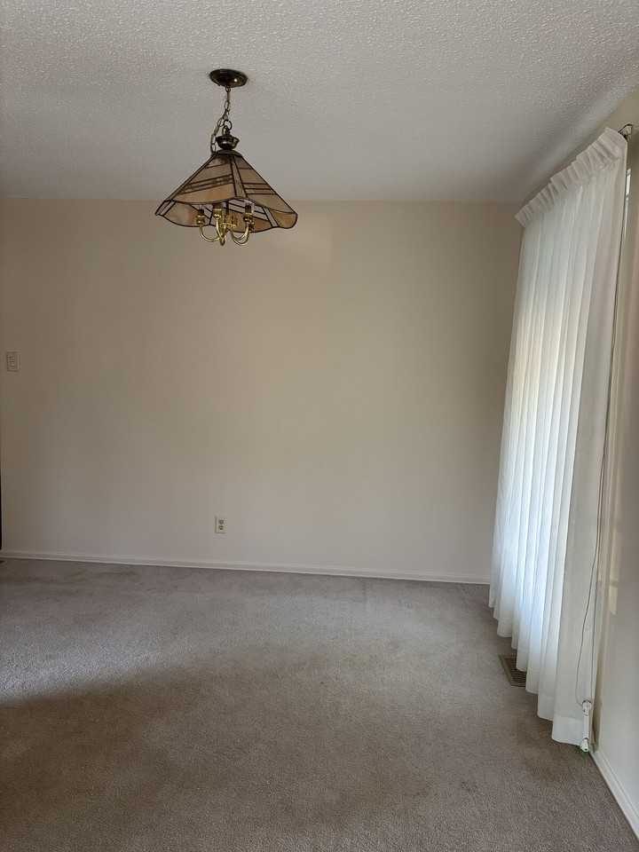 7502 151 St Nw - Photo 4 of 14