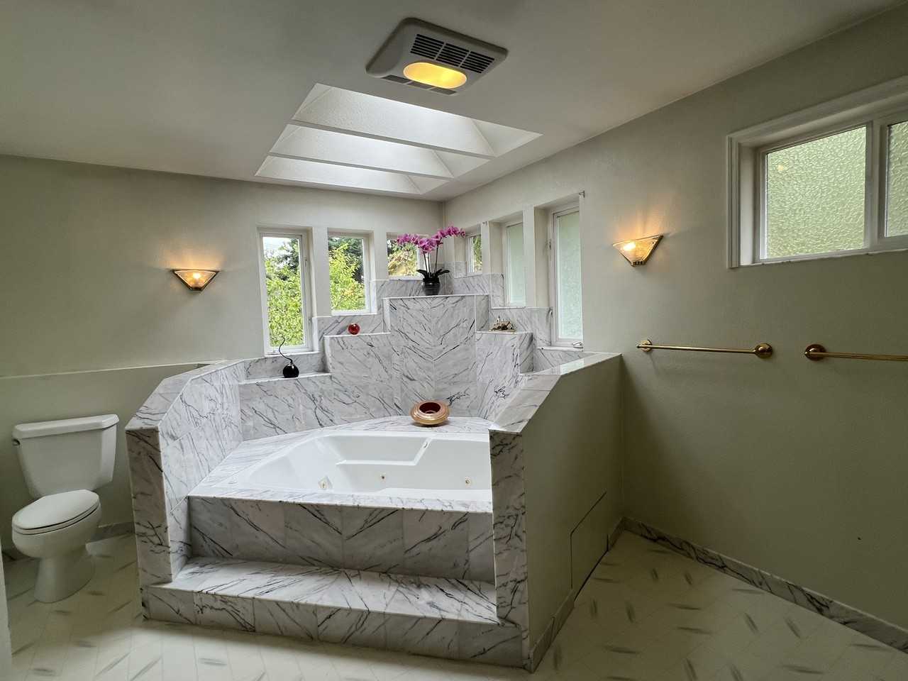 7215 Ne 155th St #NA - Photo 4 of 11
