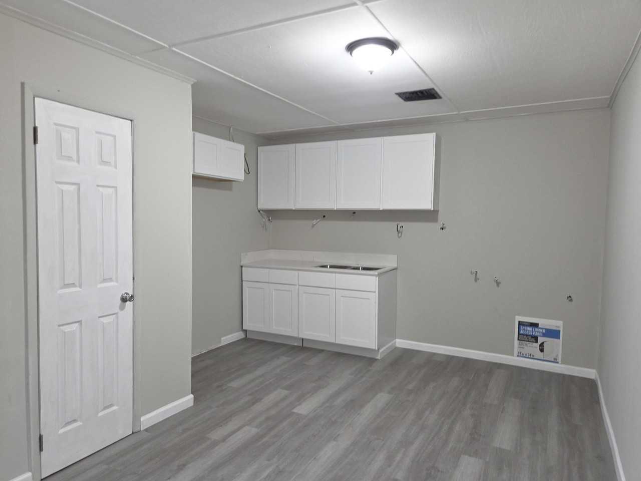 125 Town Homes Dr #NA - Photo 6 of 10