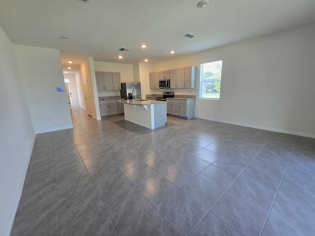 1301 Isleta Loop #NA - Photo 4 of 21