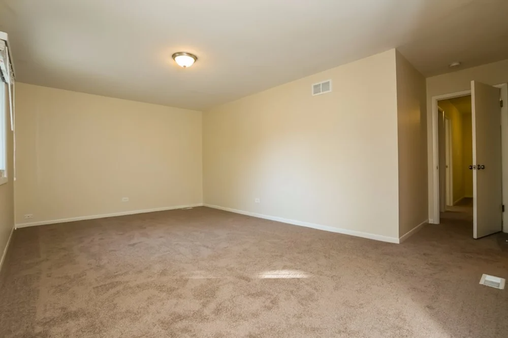 22831 Lakeshore Dr #NA - Photo 3 of 8