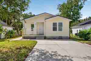 featured image of 867 Avery St #NA