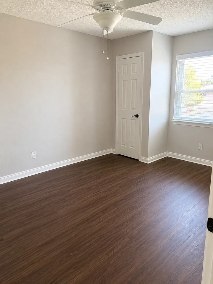 325 N Chapel Ave #207 - Photo 7 of 14