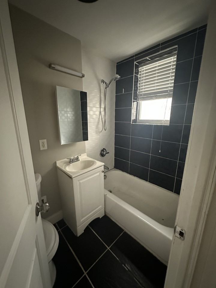 887 18th Ave #308 - Photo 6 of 6