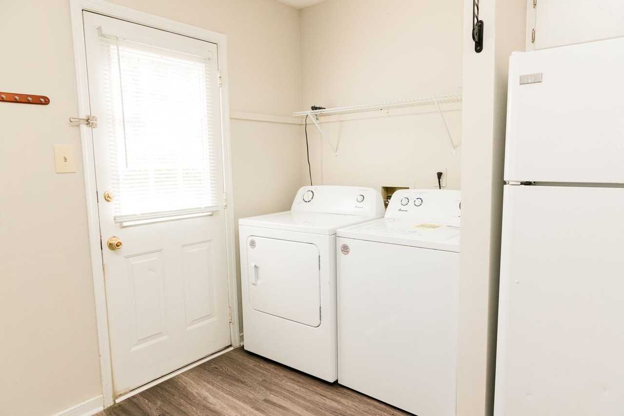 727 Savannah Ave - Photo 6 of 22