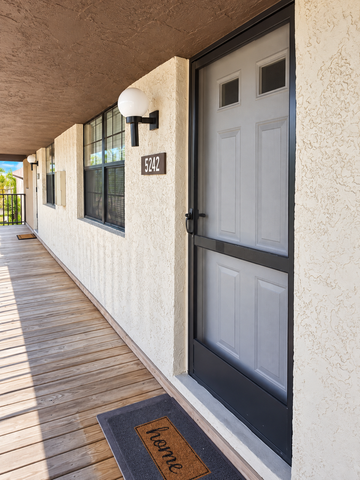 5242 Treetops Dr #L203 - Photo 6 of 31