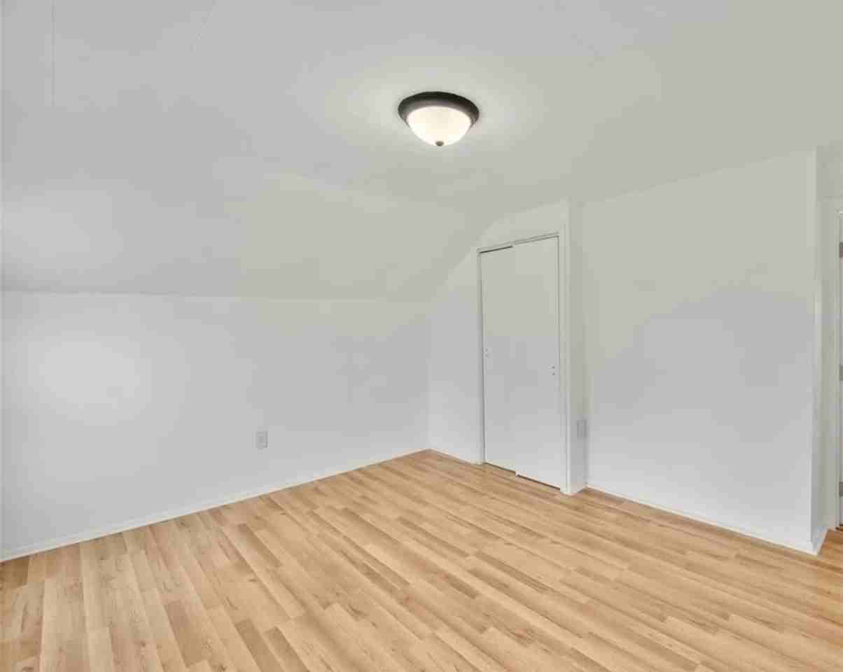 23 Dodge St #B - Photo 3 of 14