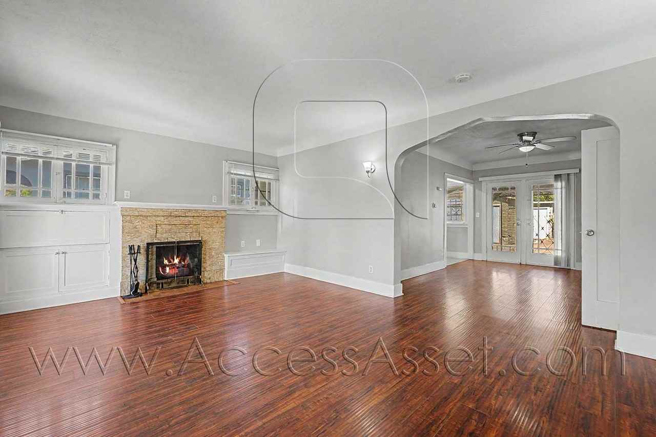 2829 N Pershing Ave - Photo 3 of 23