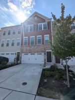featured image of 2005 Pomona Way