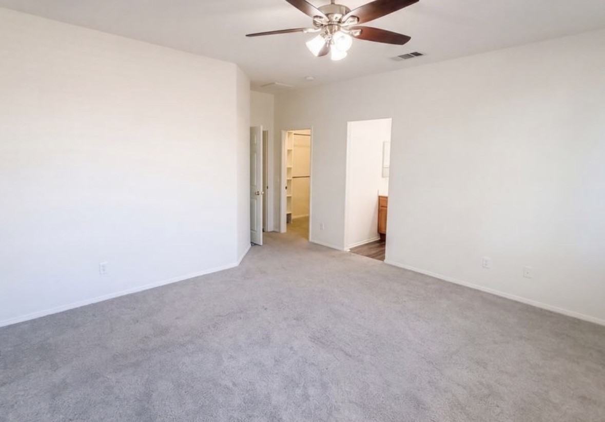 38129 Floricita Street - Photo 3 of 8
