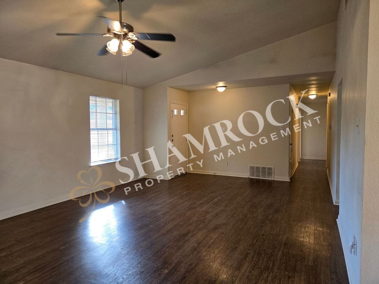 317 Texas Ave - Photo 3 of 19