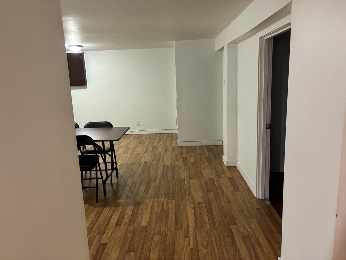 Hawkedon Crescent & Delsing Dr - Photo 3 of 11