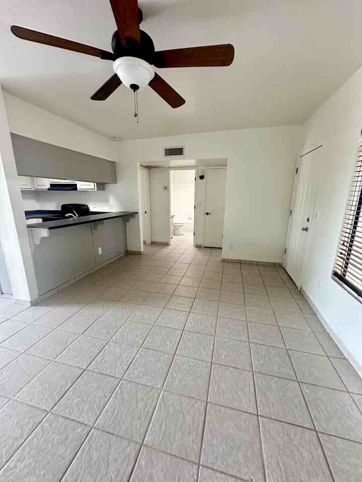 8836 East Arbor Street - Photo 5 of 71
