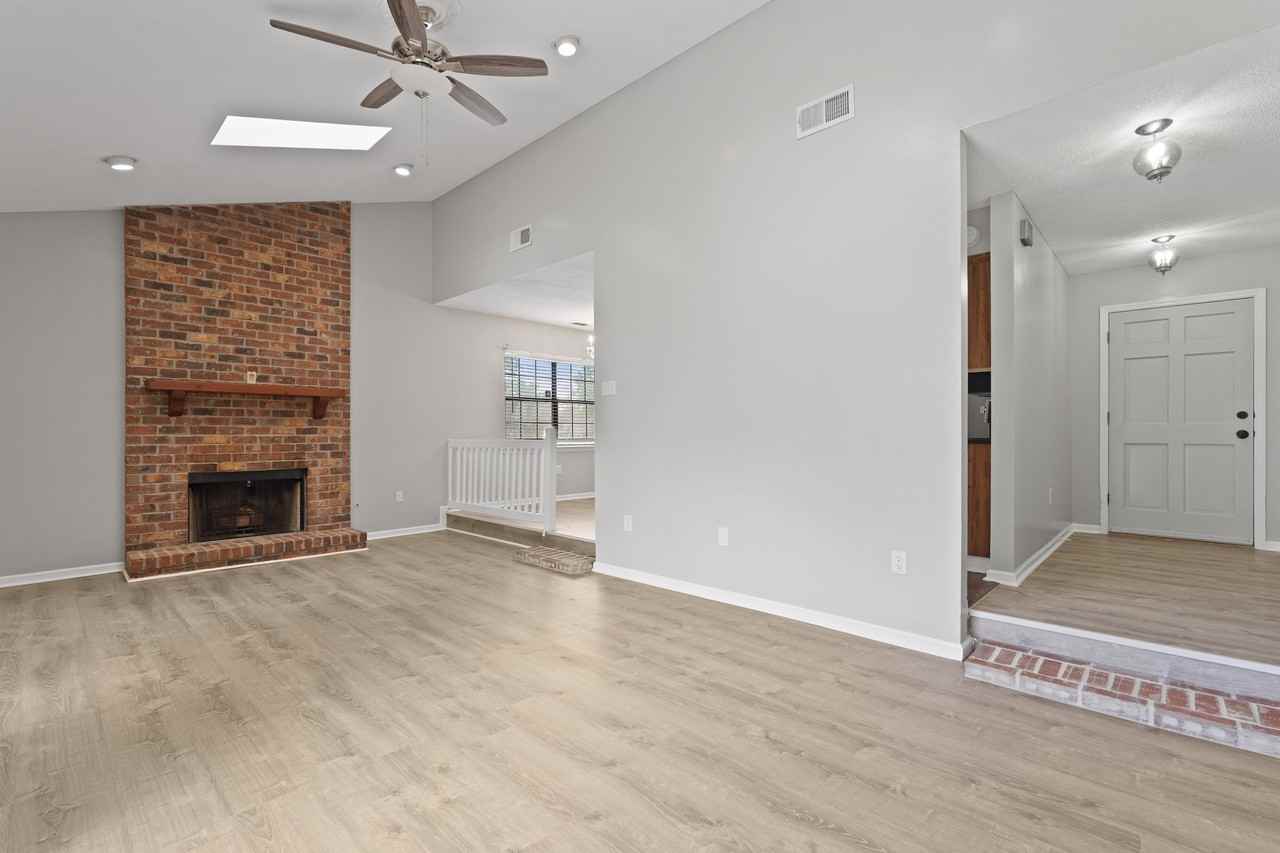 126 Brandlewood Dr #1 - Photo 7 of 50