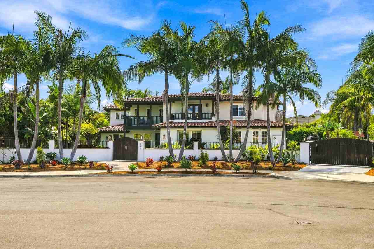 341 Calle De Adele - Photo 5 of 50