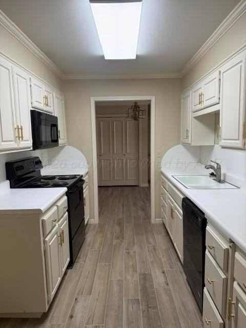 6047 Belpree Rd - Photo 3 of 13