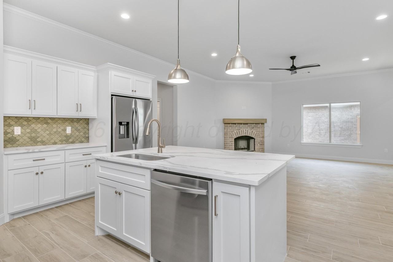 Rosenda Ln - Photo 2 of 13
