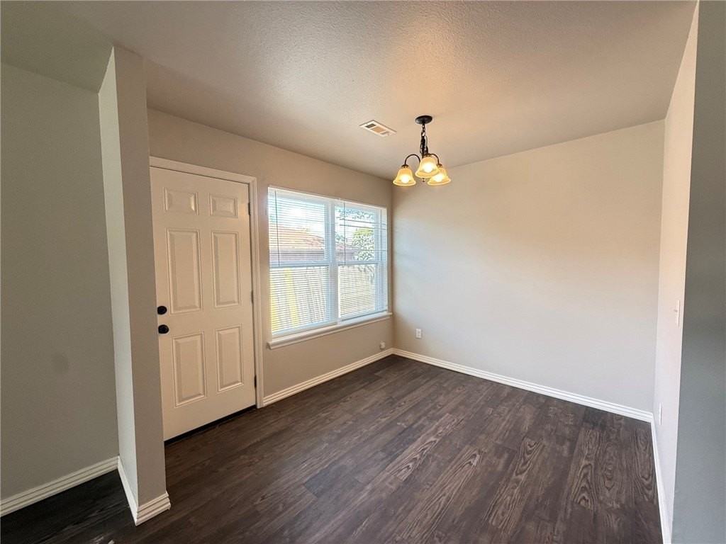 672 W Martha Dr - Photo 6 of 12