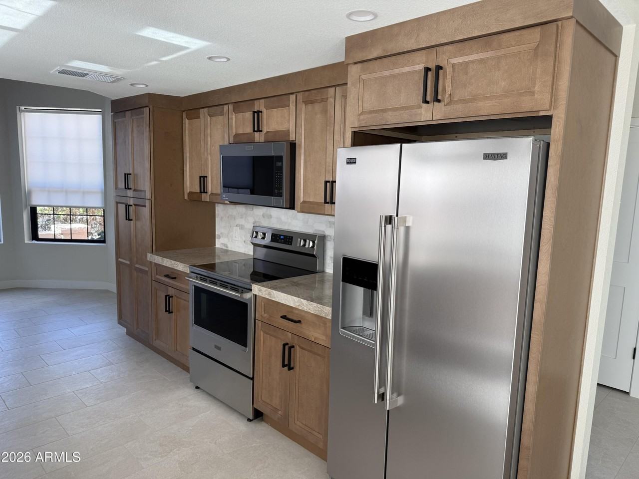 10484 E Fanfol Ln - Photo 2 of 23