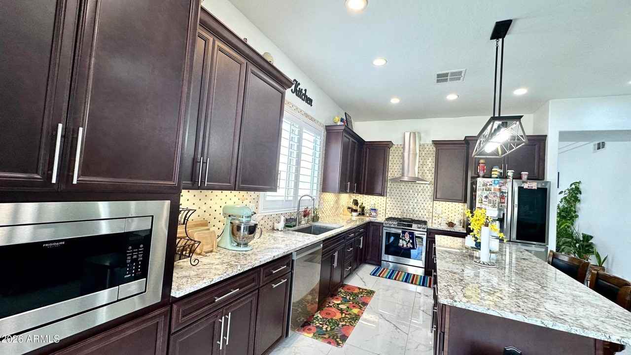 3927 S Hollyhock Pl - Photo 6 of 34