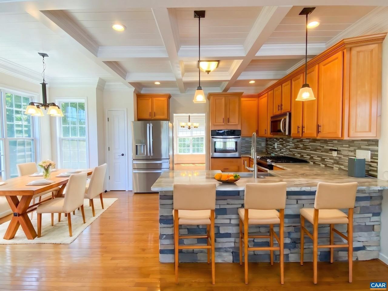232A Champions Pointe Ter - Photo 4 of 16