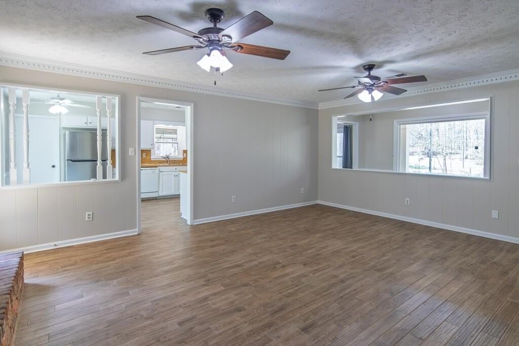 1026 Denney Rd - Photo 7 of 40