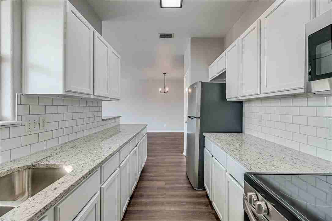 13986 Fortuna Bay Dr #D - Photo 6 of 40