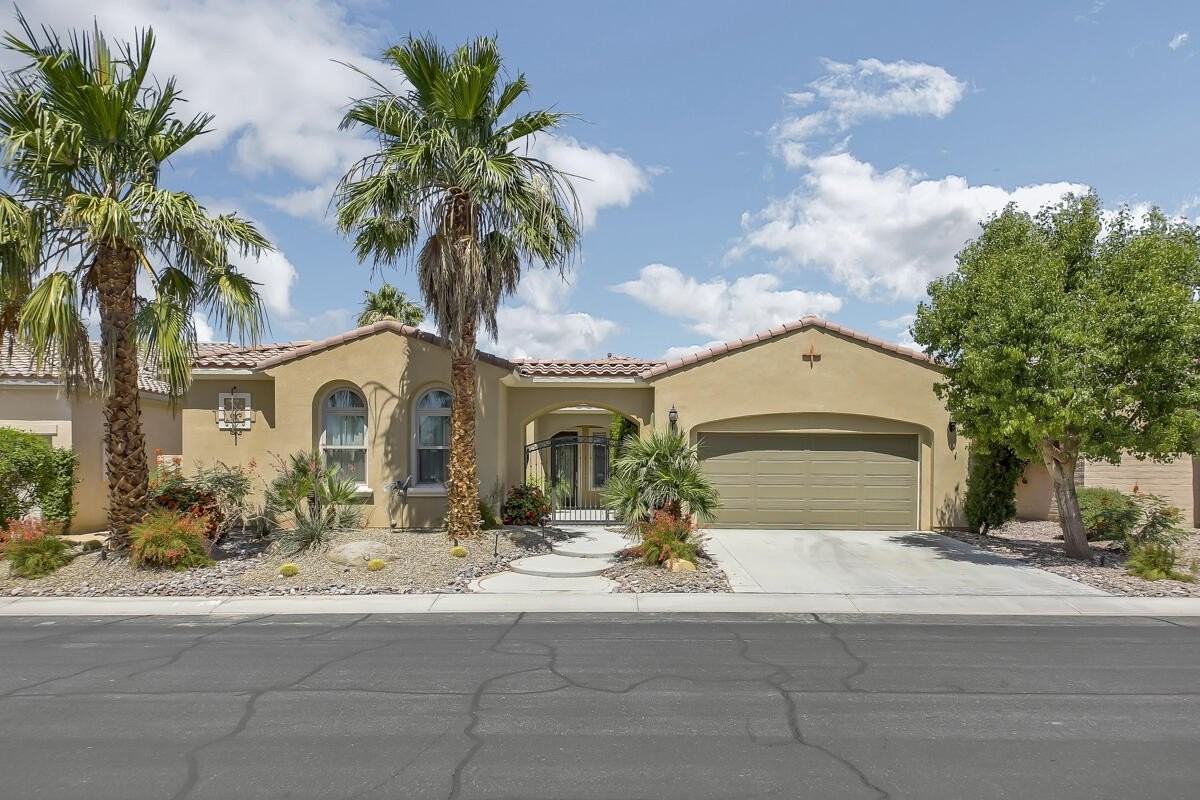 81876 Camino Los Milagros - Photo 2 of 45