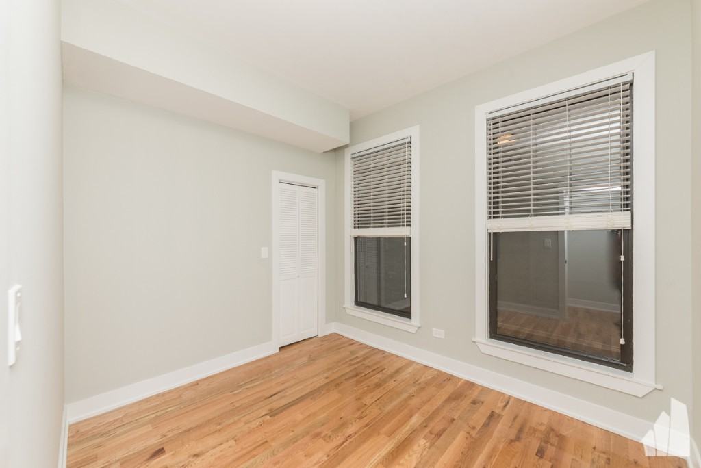 627 W Oakdale Ave #629-2 - Photo 7 of 14