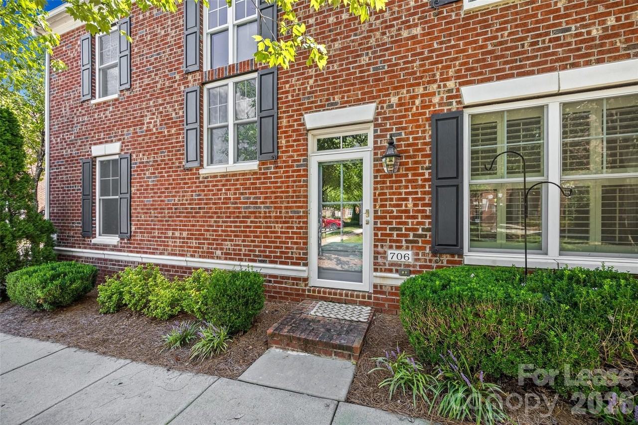 706 Kingsley Way - Photo 2 of 39