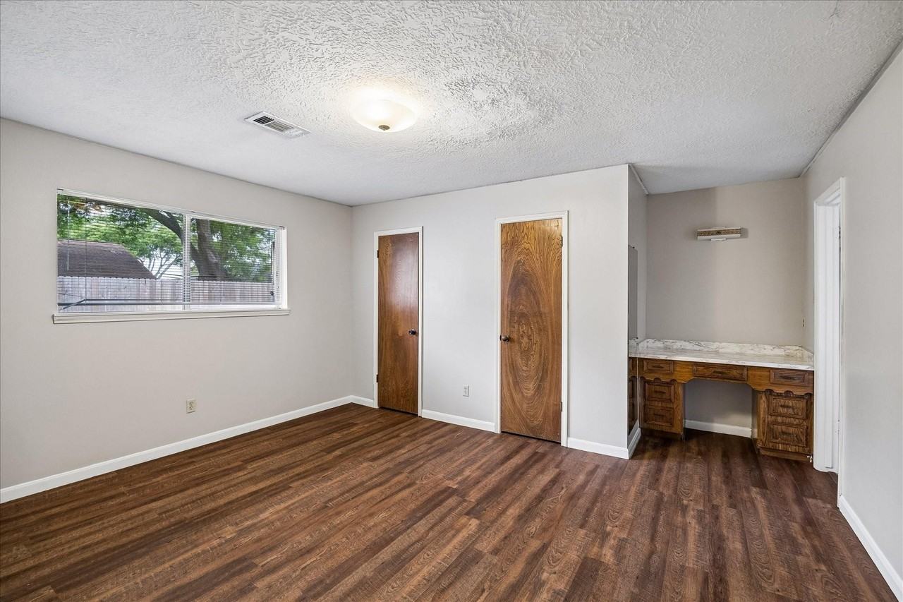 1200 Sagebrush Trl #1 - Photo 6 of 14