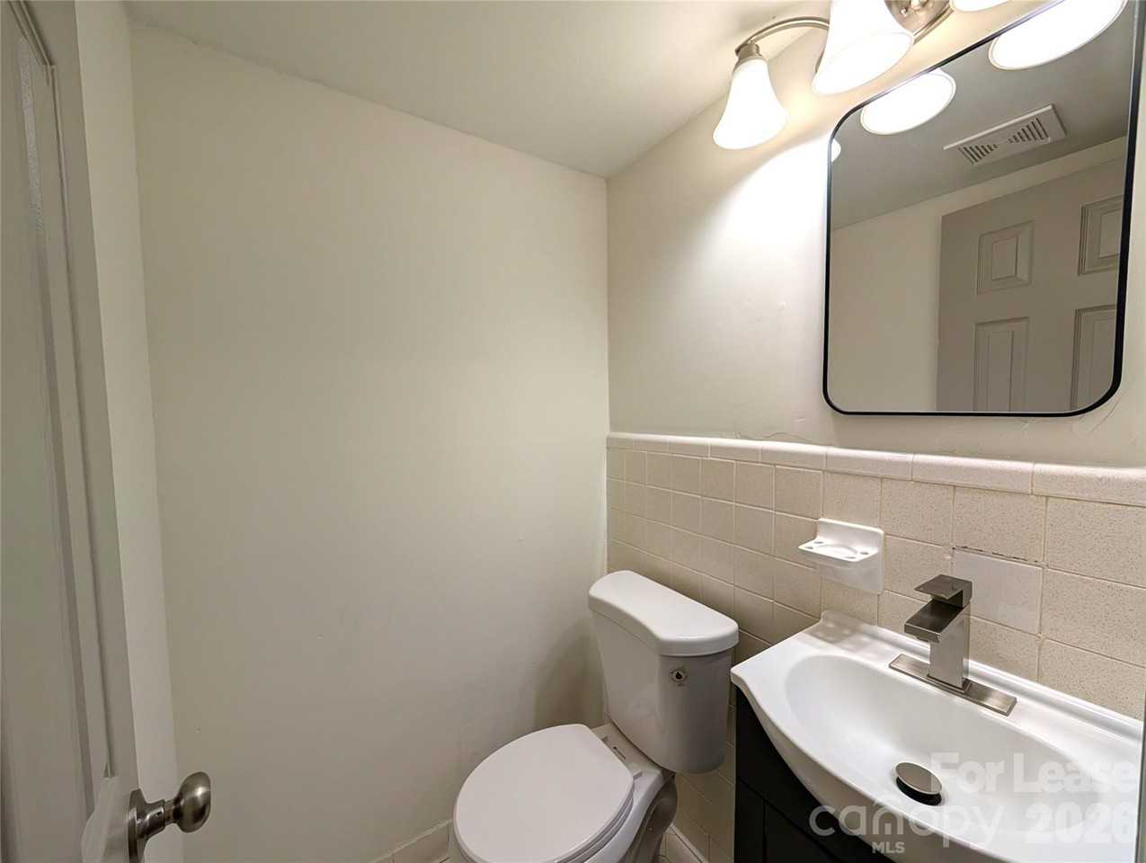 2220 Yorkhills Dr #4 - Photo 6 of 9